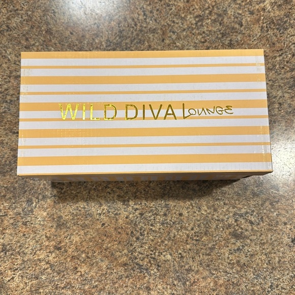 Wild Diva Lounge Maura Strap Sandals Size 6  Beige Open Toe Slip On Style - Picture 10 of 12